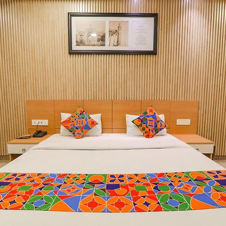 Fabhotel Raghubar Kripa Lucknow Buitenkant foto