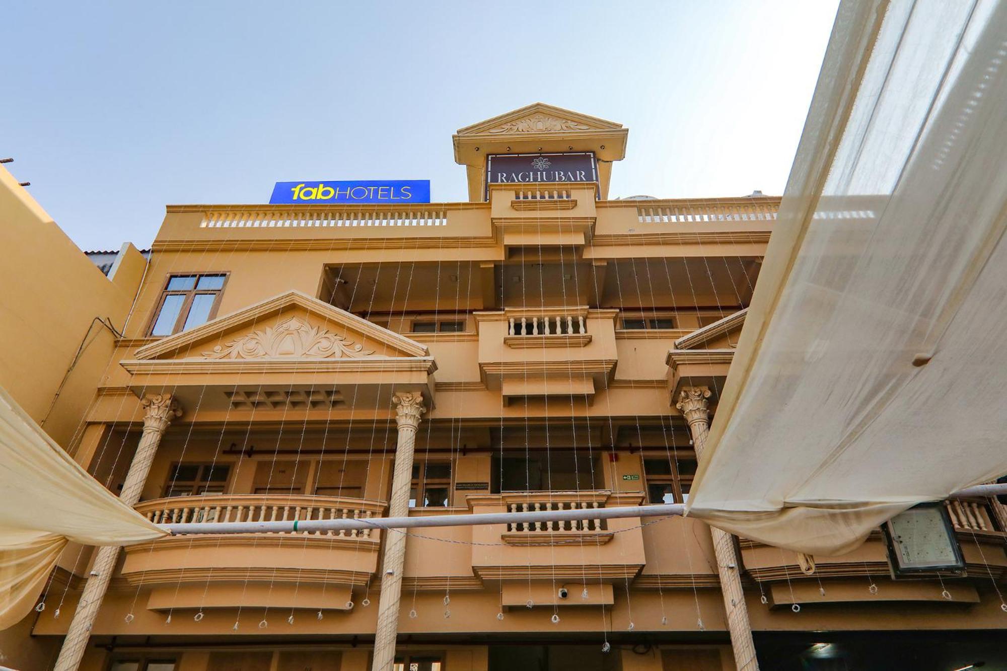 Fabhotel Raghubar Kripa Lucknow Buitenkant foto